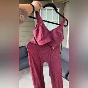 Savage Fenty XL leggings and bra set